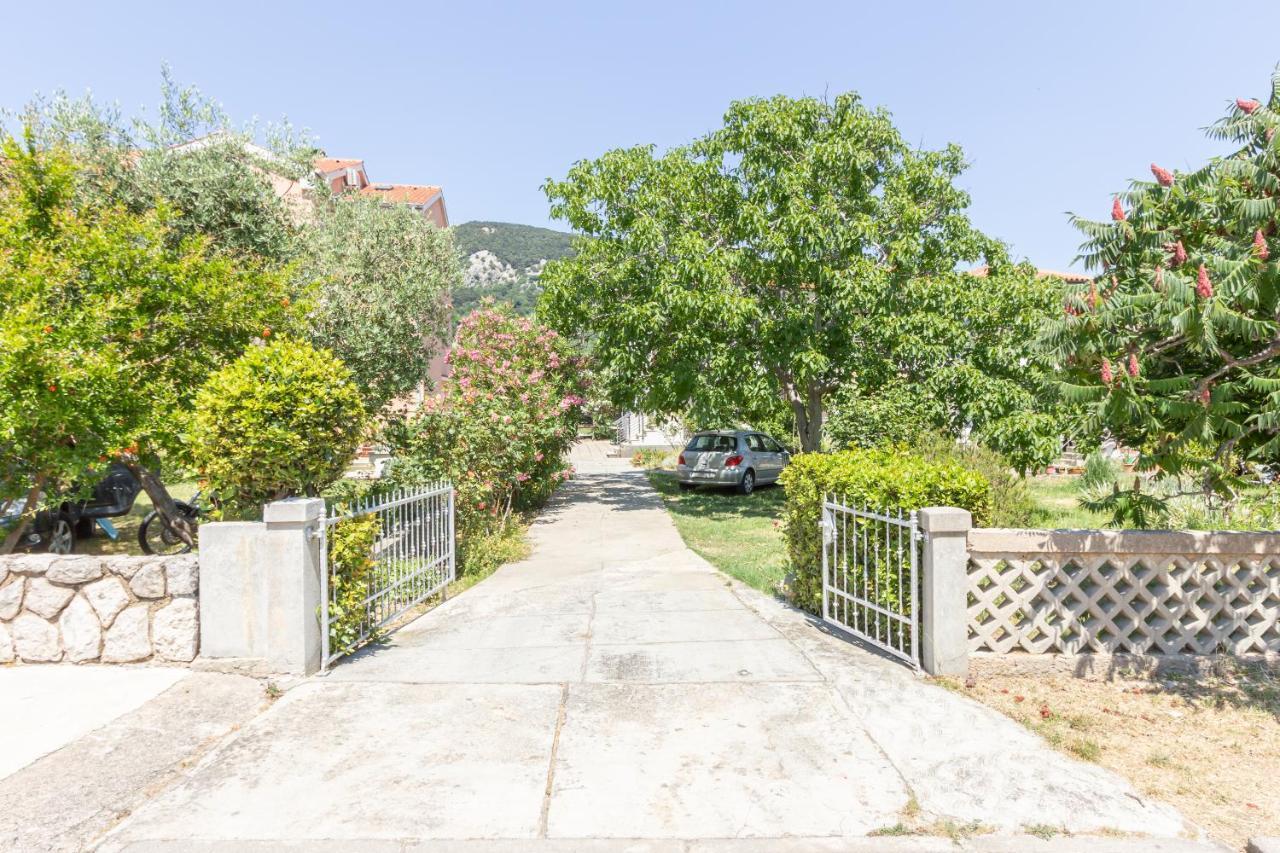 באסקה Apartment Beti With Balcony מראה חיצוני תמונה