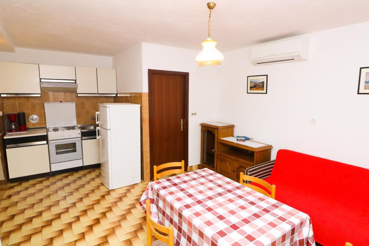 באסקה Apartment Beti With Balcony מראה חיצוני תמונה