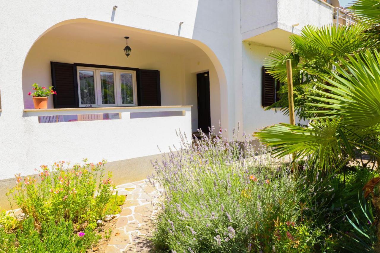 באסקה Apartment Beti With Balcony מראה חיצוני תמונה